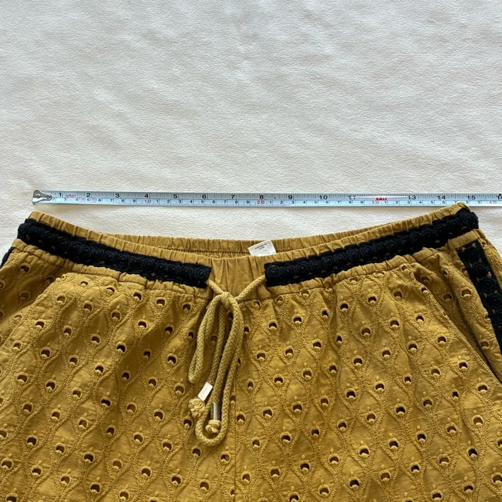 Anthropologie Eyelet Jogger Mustard Boho Cropped Drawstring Waist Medium - Picture 7 of 12